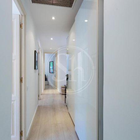 Apartamento En Sagrada Familia E Barcelona Kültér fotó